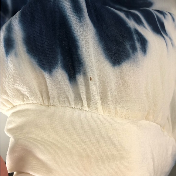 Young Fabulous & Broke Sheer Tie Dye Long Sleeve Cream and Dark Blue Size Small - Picture 4 of 5